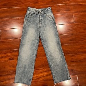 Brandy Melville cargo jeans